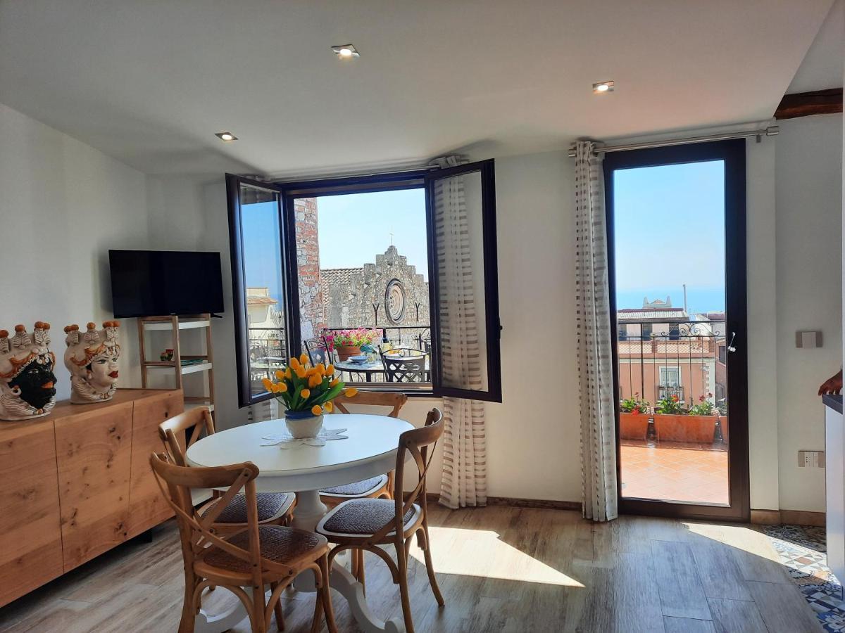 Ferienwohnung Casa Carla Al Duomo Taormina Exterior foto