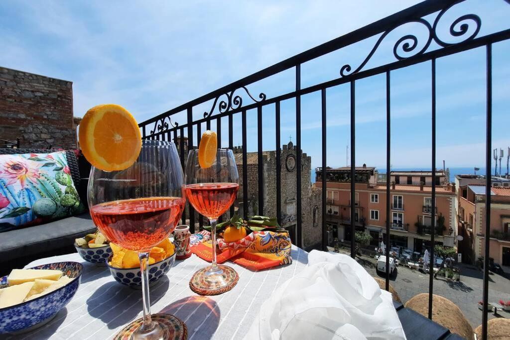 Ferienwohnung Casa Carla Al Duomo Taormina Exterior foto