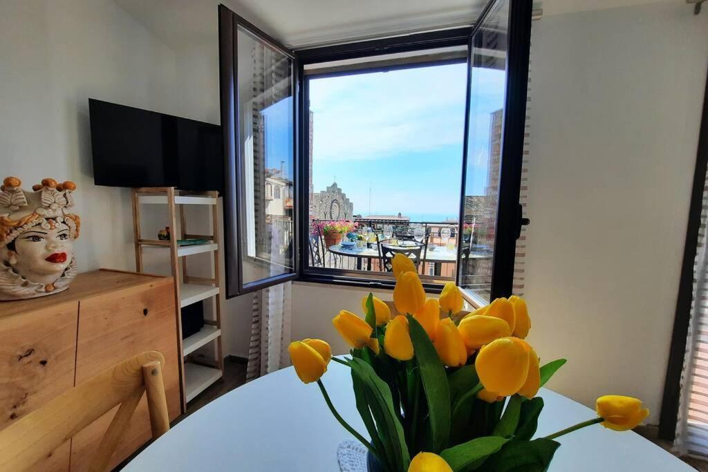 Ferienwohnung Casa Carla Al Duomo Taormina Exterior foto